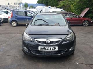 Opel Astra J