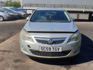 Opel Astra J