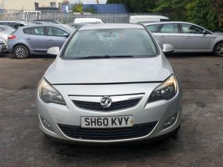 Opel Astra J