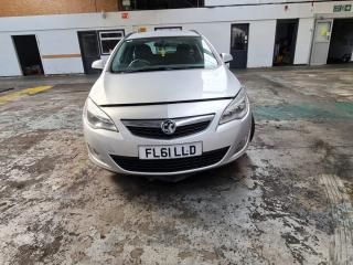Opel Astra J