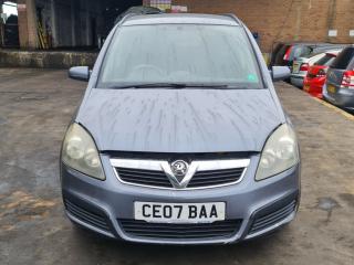 Opel Zafira 2 поколение (B)