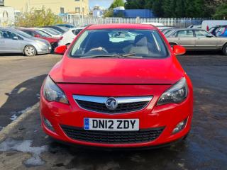 Opel Astra J