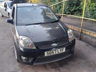 Ford Fiesta 5 поколение [рестайлинг]