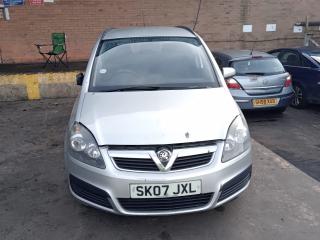 Opel Zafira 2 поколение (B)