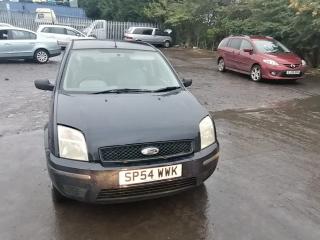 Ford Fusion 1 поколение