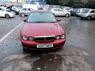 Jaguar X-Type 1 поколение