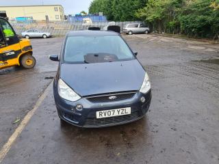 Ford S-Max 1 поколение