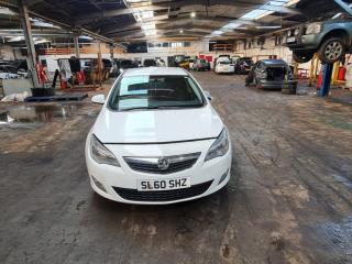 Opel Astra J