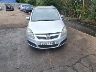 Opel Zafira 2 поколение (B)