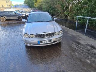 Jaguar X-Type 1 поколение