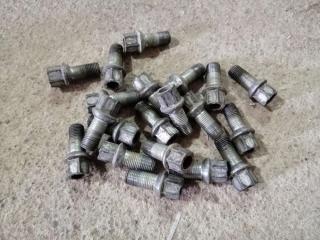 болт колесный Volkswagen Passat B7 2012, 2.0 л., дизель, WHT001812