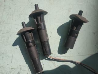 выключатель концевой (концевик) Renault Laguna 1 поколение 1996, 1.8 л., бензин, МКПП, хетчбэк 5 дв., 7700811152