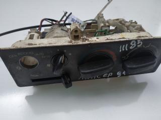блок управления печки / климат-контроля Mitsubishi Lancer 4 поколение 1991, 1.5 л., бензин, МКПП, хетчбэк 5 дв.