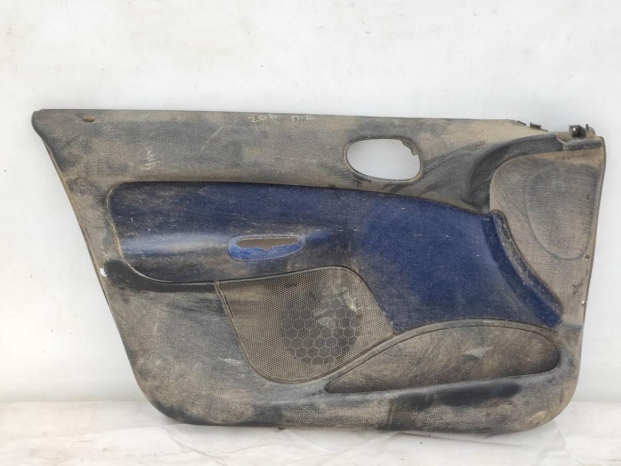 обшивка двери передняя левая Peugeot 206 1 поколение (1998 - 2003), хетчбэк 5 дв. - фото №1