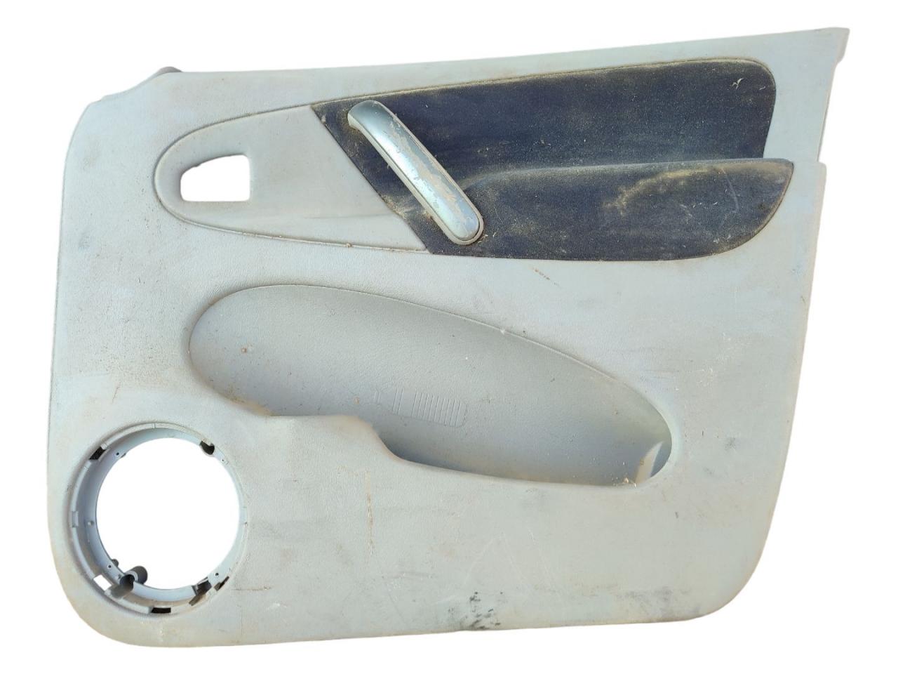 обшивка двери передняя правая Citroen Xsara Picasso 1 поколение 2002 - фото №1