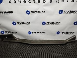 накладка на порог Volvo FH4 первое поколение (2013 - 2020), 82212691