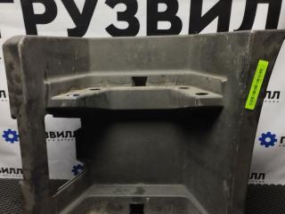 корпус подножки левый Renault T-Series 1 поколение (2013 - 2026), 82574835, 7482574835