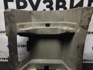 корпус подножки левый Renault T-Series 1 поколение (2013 - 2026), 82574835, 7482574835, 7423315401, 7423315557