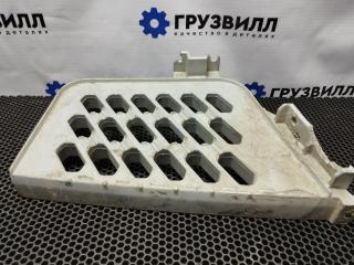 Ступень левая Volvo FH4 первое поколение (2013 - 2020), 82142329
