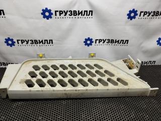 Ступень левая Volvo FH4 первое поколение (2013 - 2020), 82142327