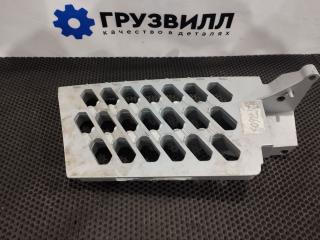 Ступень левая Volvo FH4 первое поколение (2013 - 2020), 82171603