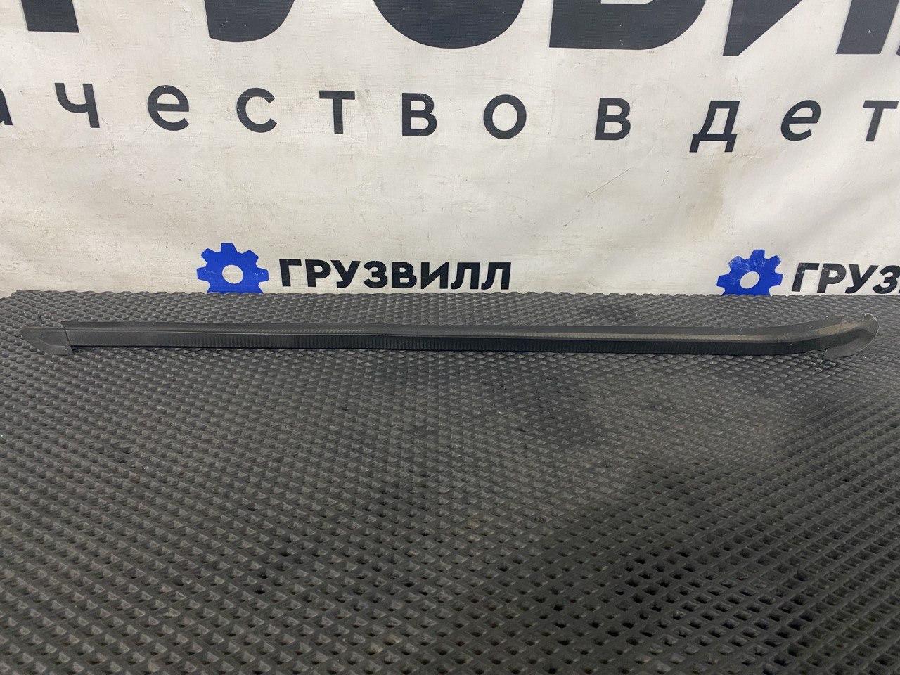 Уплотнитель стекла Volvo FH4 первое поколение (2013 - 2020), 82110669 - фото №1