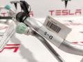 Трубка радиатора кондиционера Tesla Model S 1 поколение 2015, 1031670-00-F - фото №2