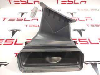 Воздухозаборник печки Tesla Model 3 1 поколение 2019, 1107204-00-C, 1092162-00-A
