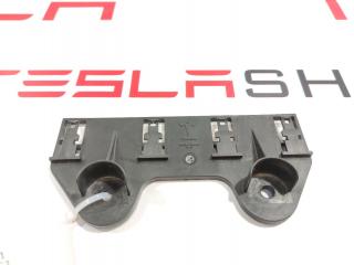 Кронштейн крепления электропроводки Tesla Model S 1 поколение [рестайлинг] 2018, 2135153-02-C, 1031957-00-D