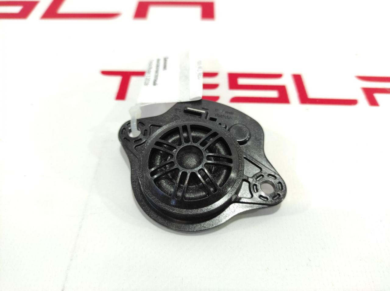 динамик высокочастотный (пищалка) Tesla Model 3 1 поколение 2018, 1098737-00-B - фото №1