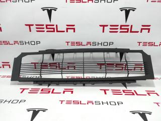 Решетка декоративная основного радиатора (передний бампер) Tesla Model S 1 поколение [рестайлинг] 2020, 1058022-00-B
