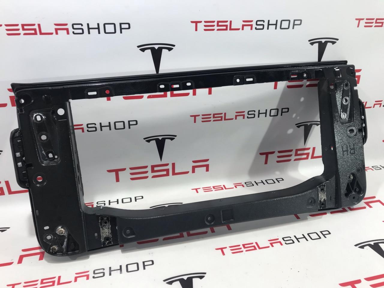 обшивка салона Tesla Model X 1 поколение 2017, 1028783-00 - фото №1