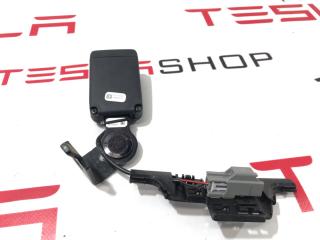 замок ремня безопасности Tesla Model 3 1 поколение 2020, 1085939-01-E