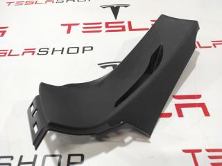 Накладка ремня безопасности стойки С Tesla Model S 1 поколение 2016, 1024732-00-A