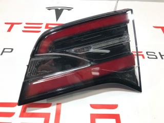 фонарь крышки багажника правый Tesla Model X 1 поколение 2021, 1034337-00-A