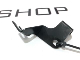 Кронштейн металлический крепления датчика ABS Tesla Model S 1 поколение [рестайлинг] 2018, 1009604-00-B