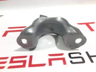 Кронштейн крепления (скоба) стабилизатора Tesla Model 3 1 поколение 2021, 1144381-00-B, 1044383-00-B, 1144387-00-B