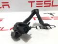 ограничитель открывания двери Tesla Model 3 1 поколение 2021, 1110298-00-D, 0298-D, F-R20309 - фото №2