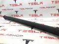 Накладка порога рокерной панели Tesla Model X 1 поколение 2021, 1045634-00-D, 1035097-00-D, 1034219-00-B - фото №3
