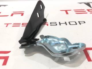 петля капота левая Tesla Model 3 1 поколение 2021, 1098792-00-C