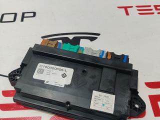 модуль управления двери Rivian R1T 1 поколение 2022, C100000606-L