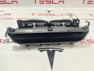 Воздуховод центральной консоли Rivian R1T 1 поколение 2022, 35523421, 2636419B-6A