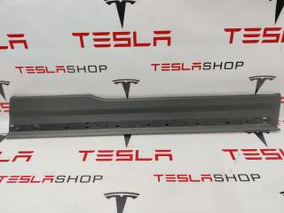 накладка двери внутренняя передняя левая Rivian R1T 1 поколение 2022, PT00015994-H, PT00016006-G