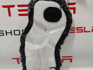 Накладка внутренняя двери Rivian R1T 1 поколение 2022, PT00009552-E