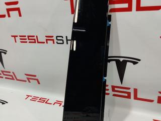 молдинг двери задней левой Rivian R1T 1 поколение 2022, PT00012117, PT0000326