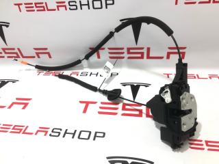 замок двери задней левой Rivian R1T 1 поколение 2022, PT00016021