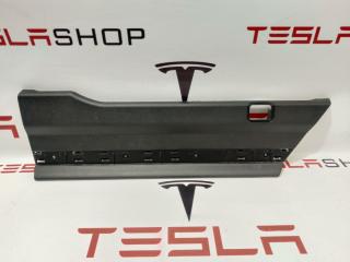 накладка двери внутренняя задняя правая Rivian R1T 1 поколение 2022, PT00016003-F, PT00016001--F