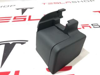 Заглушка салазки сиденья Rivian R1T 1 поколение 2022, 88282-SRT000, 88186-SRT000