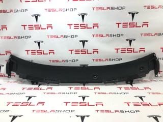 Подкапотная накладка стеклоочистителей Rivian R1T 1 поколение 2022, PT00002089-E