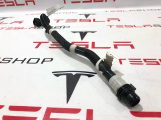 Патрубок системы охлаждения (RIVIAN R1T) Rivian R1T 1 поколение 2022, PT00061706-E